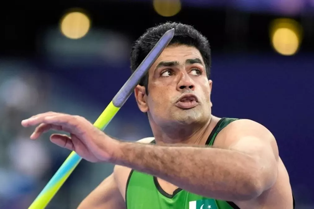 Pakistan PM Allowed Insult of Olympic Champion Arshad Nadeem, Used for Politics: Indian Govt Sources to News18