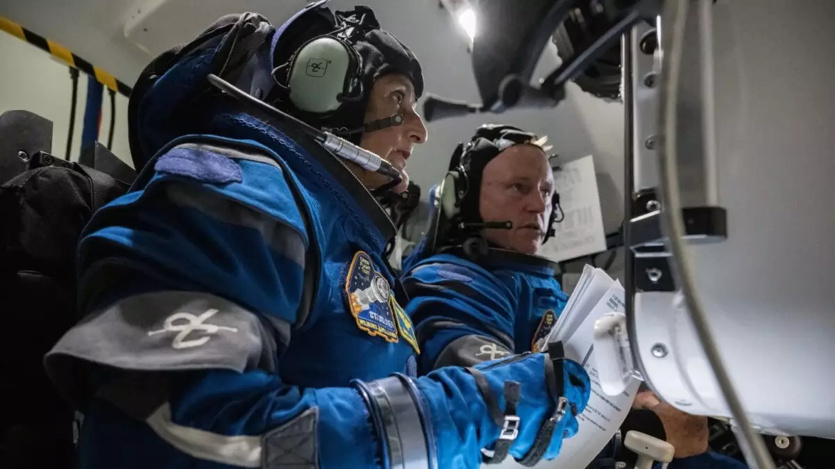 NASA astronauts can’t wear Boeing Starliner spacesuits in SpaceX’s Dragon. Here’s why